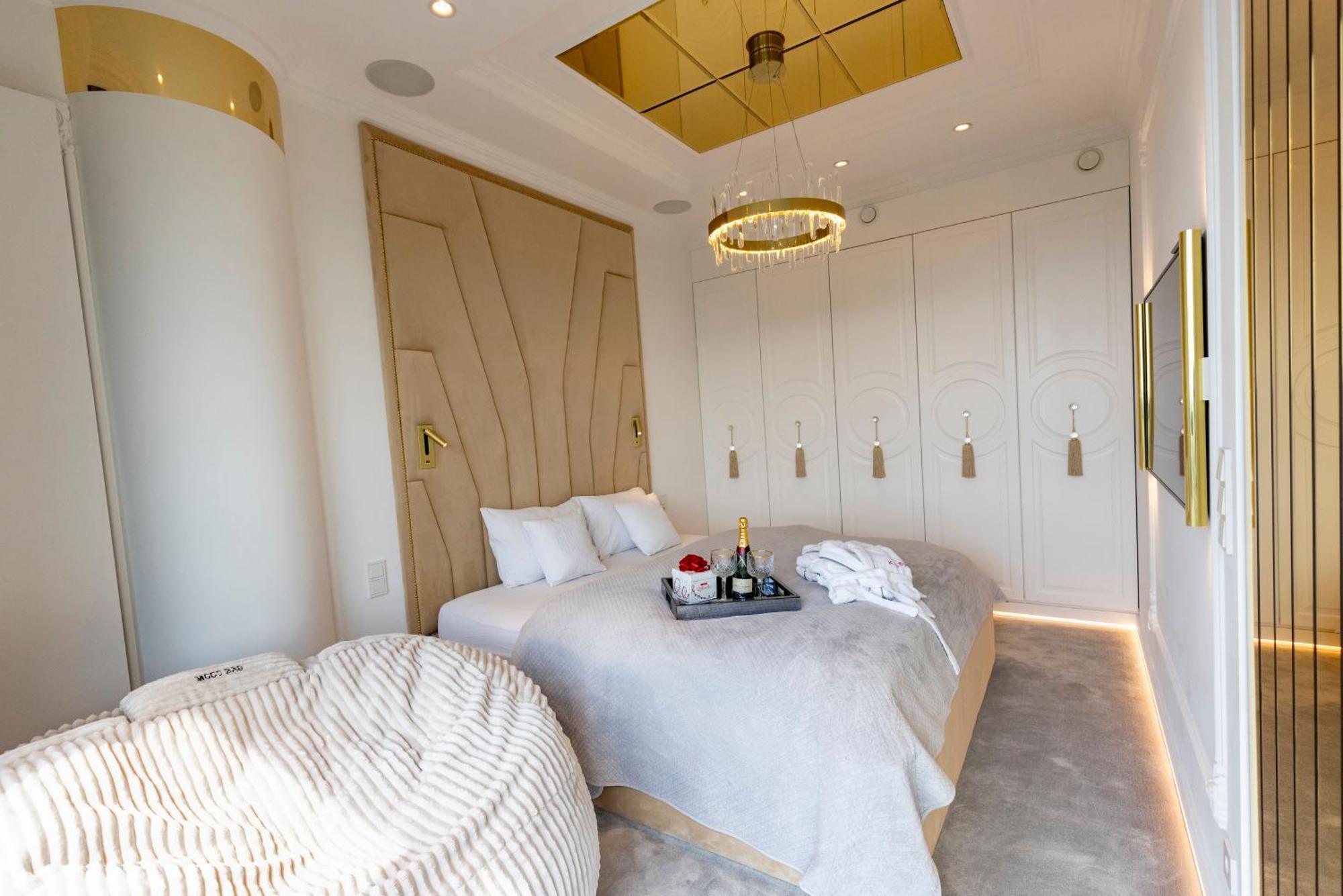 שצ'צ'ין Kaleo Apartments - Hanza Tower מראה חיצוני תמונה