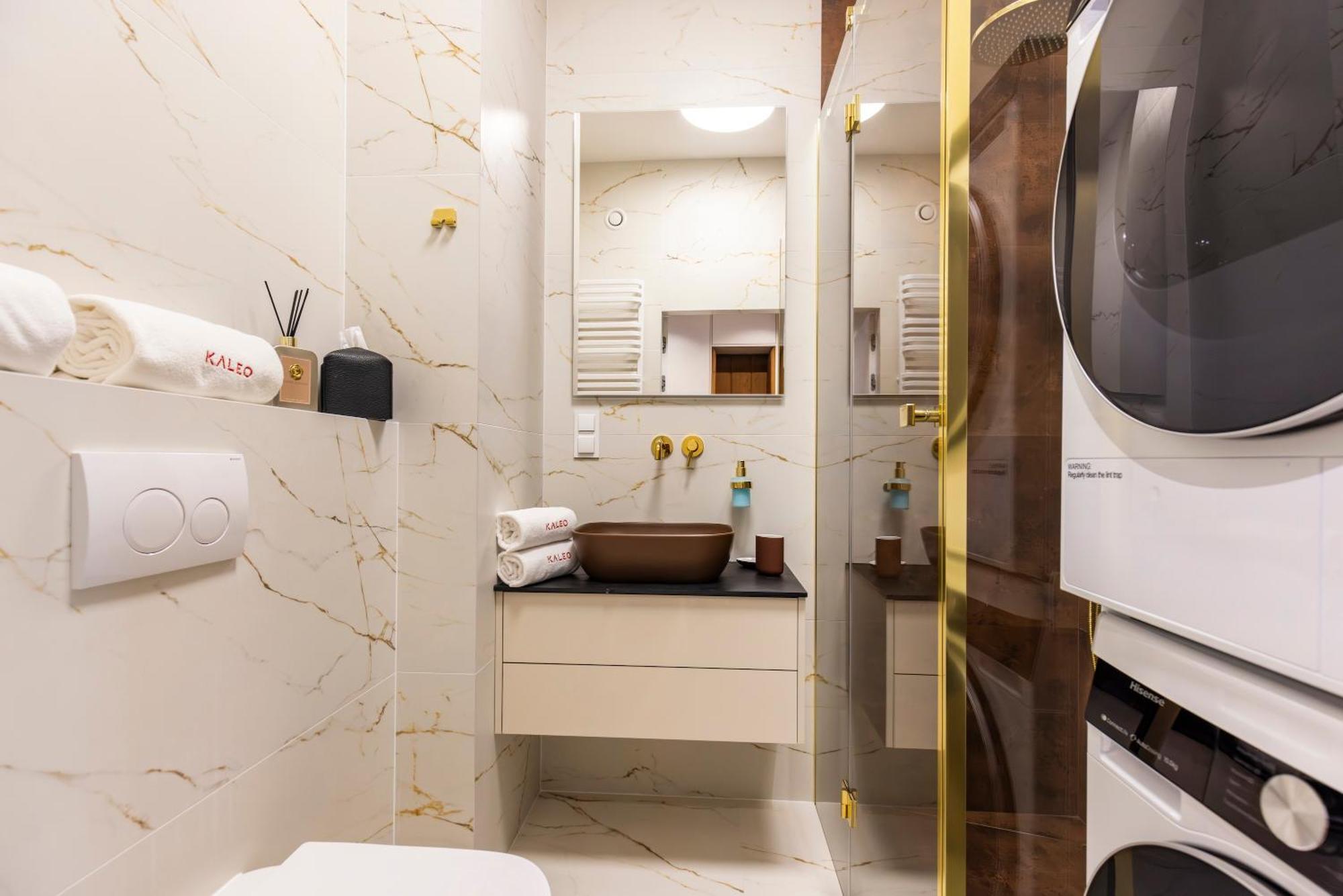 שצ'צ'ין Kaleo Apartments - Hanza Tower מראה חיצוני תמונה
